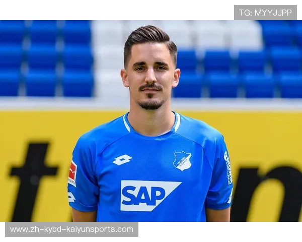 《2022年德甲升降级球队名单与赛季表现综合评析》